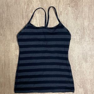 Lululemon tank size 6